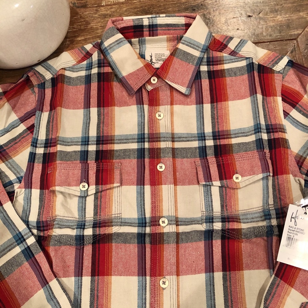 Howe Rag & Stone Plaid Button Down - Picture 2 of 4